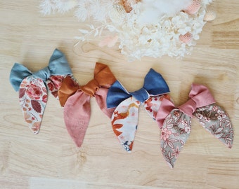 The Classic Bow (contemporary floral) - handmade bow, hair clip, hair accessory, girl bow, girls hair bow, dual fabric, double layered