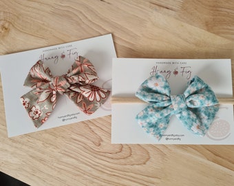 Pin-A-Wheel Bow (contemporary floral) - handmade baby bow, hair clip, baby headband, hair accessory, girl bow, linen pinwheel bow, floral