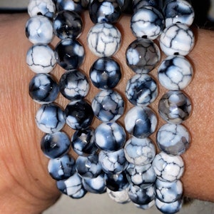 Faceted Orca Agate 8mm Beaded Bracelet