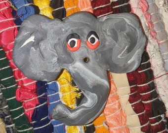 Zooted elephant incense holder