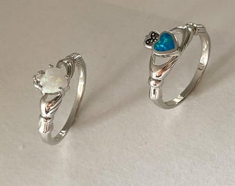 Sterling Silber Claddagh Ring: Lab Opal Herz, irischer Versprechen Ring