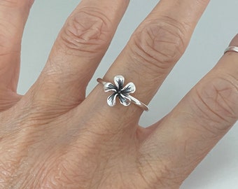 Sterling Silver Plumeria Flower Ring With Solitaire Diamond - Hawaiian Inspired Jewelry - View #4