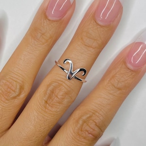 Zierlicher Sterling Silber Widder Sternzeichen Ring: Horoskop Schmuck