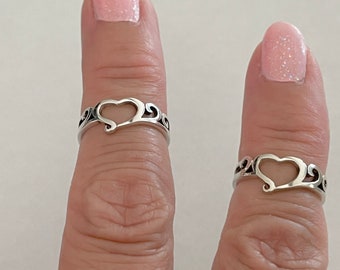 Anillo de plata de ley con corazón abierto: diseño en espiral, joyería de amor.