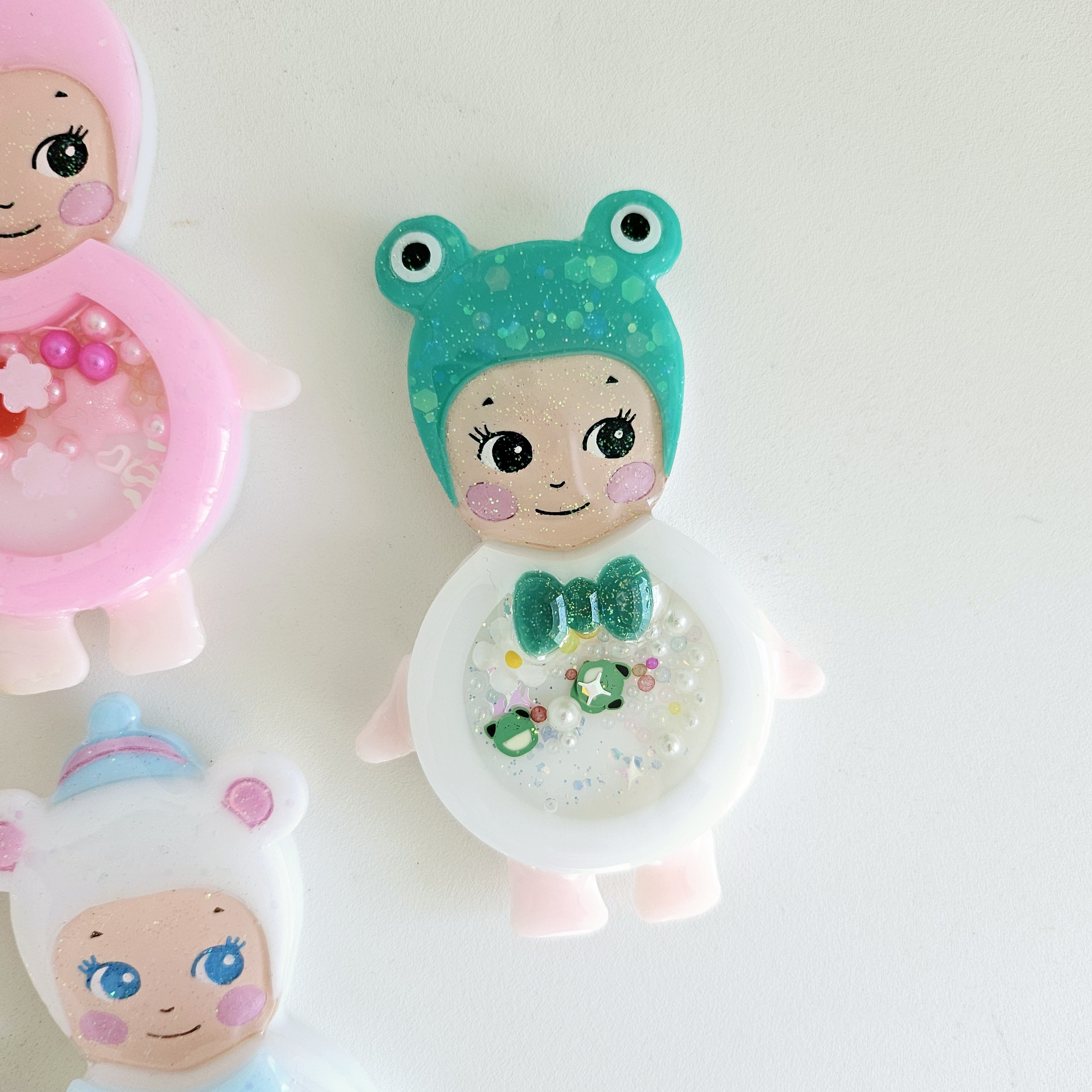Handmade Resin Kawaii Baby Angel Shaker Charm Keychain Badge Handmade Resin Kawaii Baby Angel Shaker Charm Keychain Badge