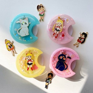 Kawaii Moon Girl Cat Resin Shaker Phone Grip/ Keychain