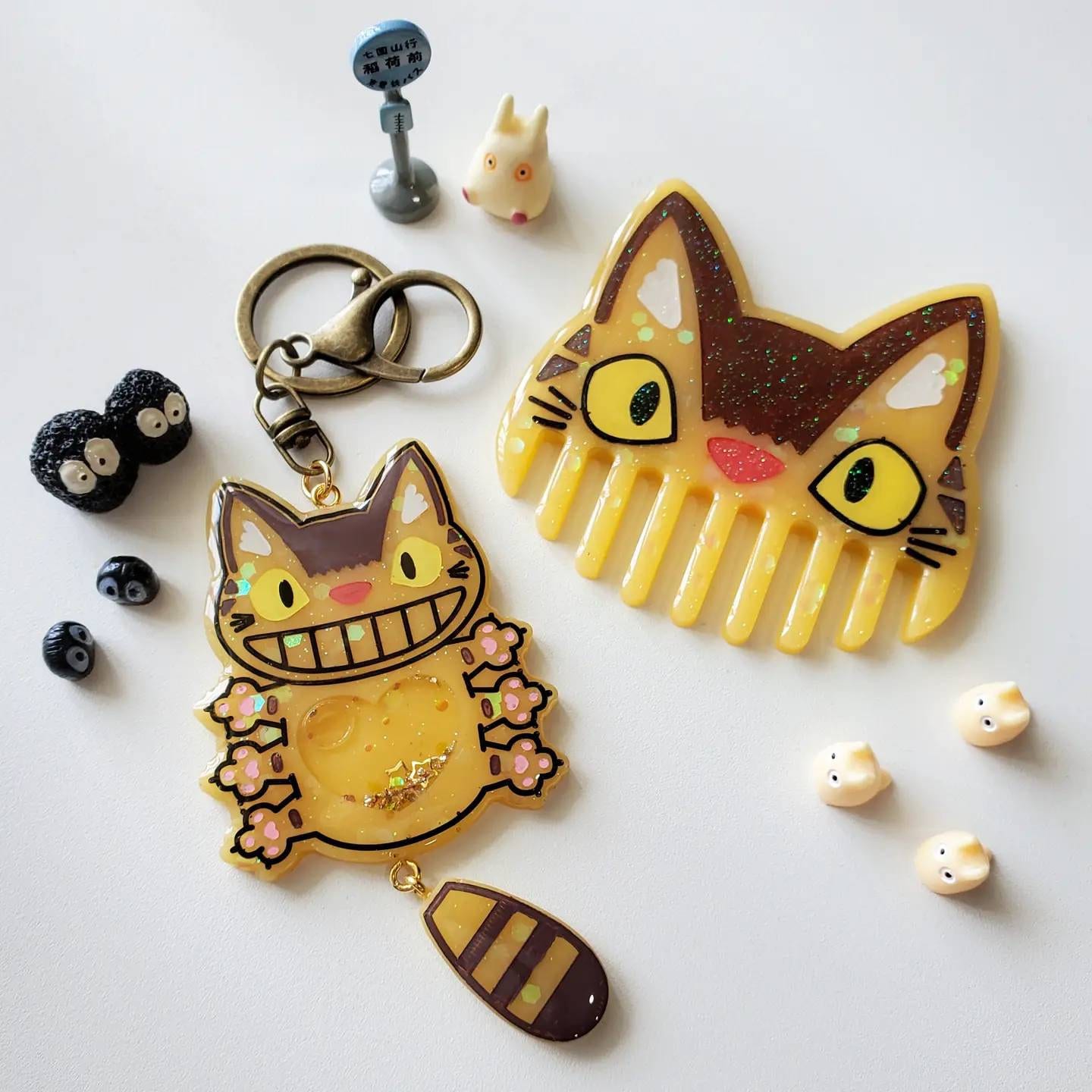 Ghibli Cat Bus Keychain - Etsy