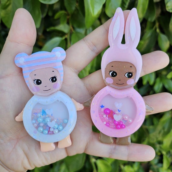 Handmade Resin Kawaii Baby Angel Shaker Charm Keychain Badge Reel