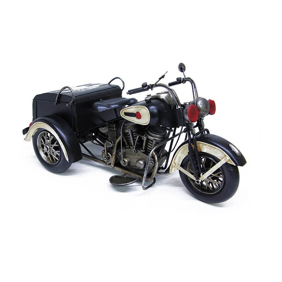 ミニカー BRITAINS MOTORCYCLE Chopper Trike VINTAGE 80'S VINTAGE CHOPPER TRIKE WITH BOX BATTERY OPERATED
