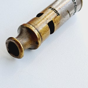 Rare vintage Whistle The Metropolitan Patent
