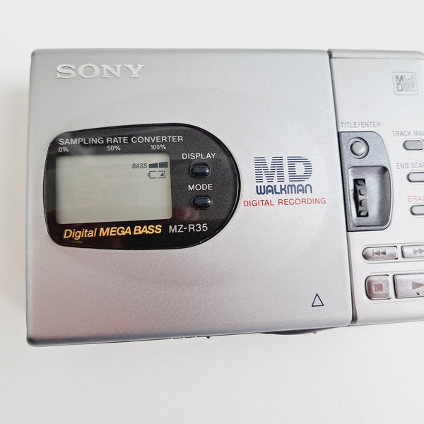 Sony MD Walkman Digital portable mega Bass MZ-R35 Minidisc Recorder