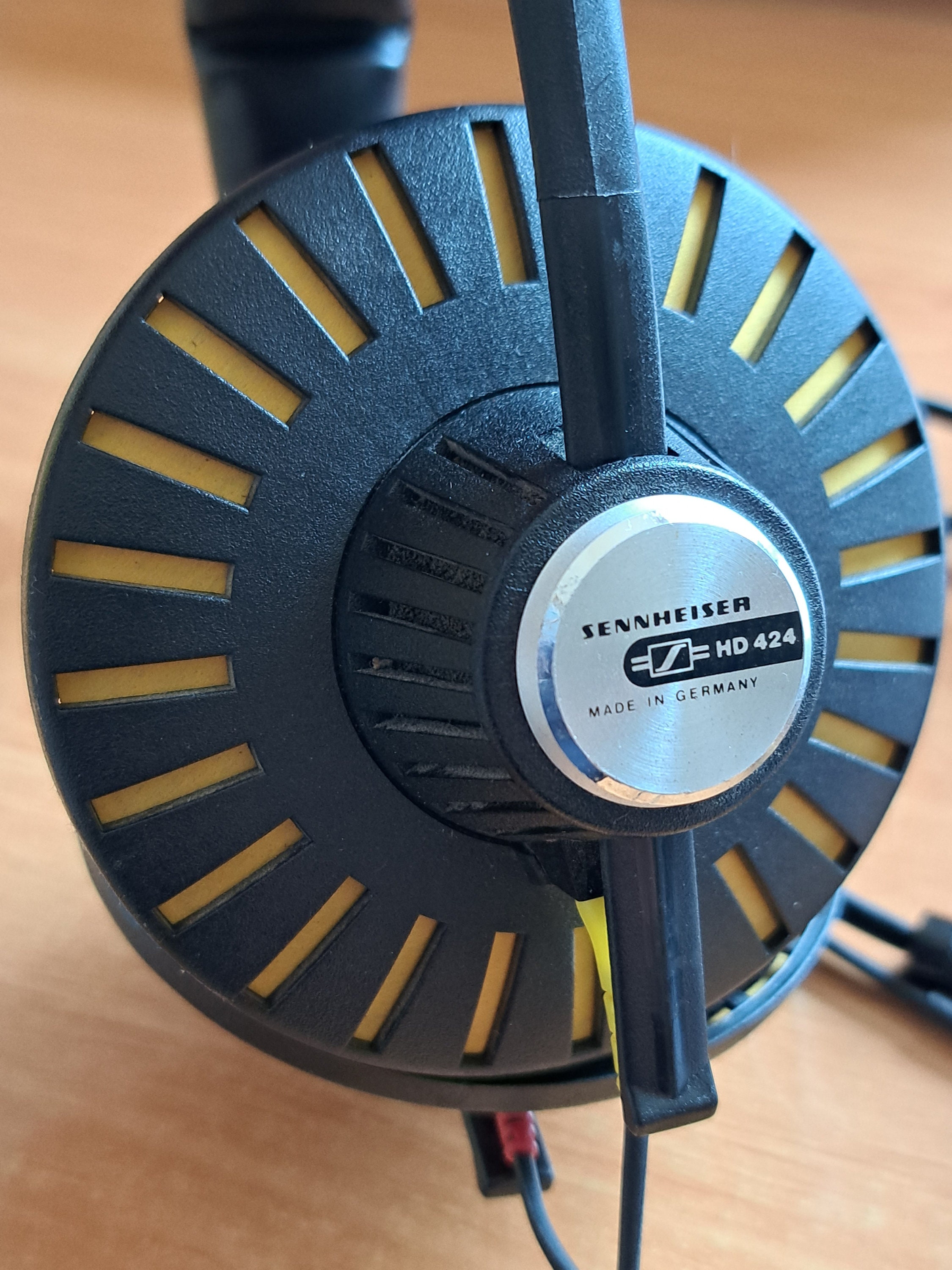 Sennheiser hd424 hotsell