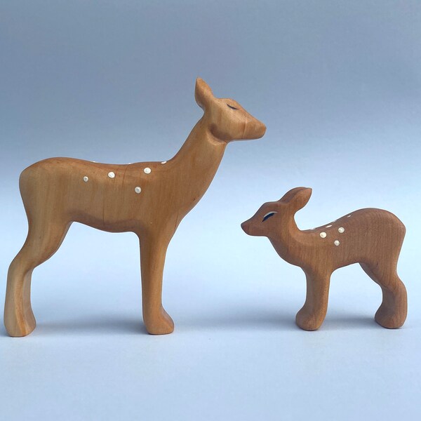 Doe and Fawn, Wooden Animal Toys, Waldorf Wooden Toys, Handmade Deer, Wooden Forest Animals