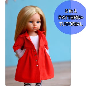 Könnte beinhalten: Eine Puppe mit langen blonden Haaren und blauen Augen, die einen roten Mantel über einem weißen Oberteil trägt. Der Mantel hat silberne Knöpfe und weiße Taschen. Das Bild enthält den Text "2 in 1 PATTERN+ TUTORIAL" in einem blauen Kreis.