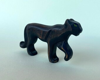 Wooden Cheetah Toy, Handmade Panther Figurine, Snow Leopard Toy, Jaguar Toy, Waldorf Toy,