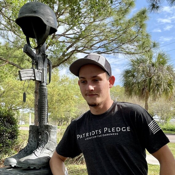 Patriots Pledge© Light up the Darkness 
