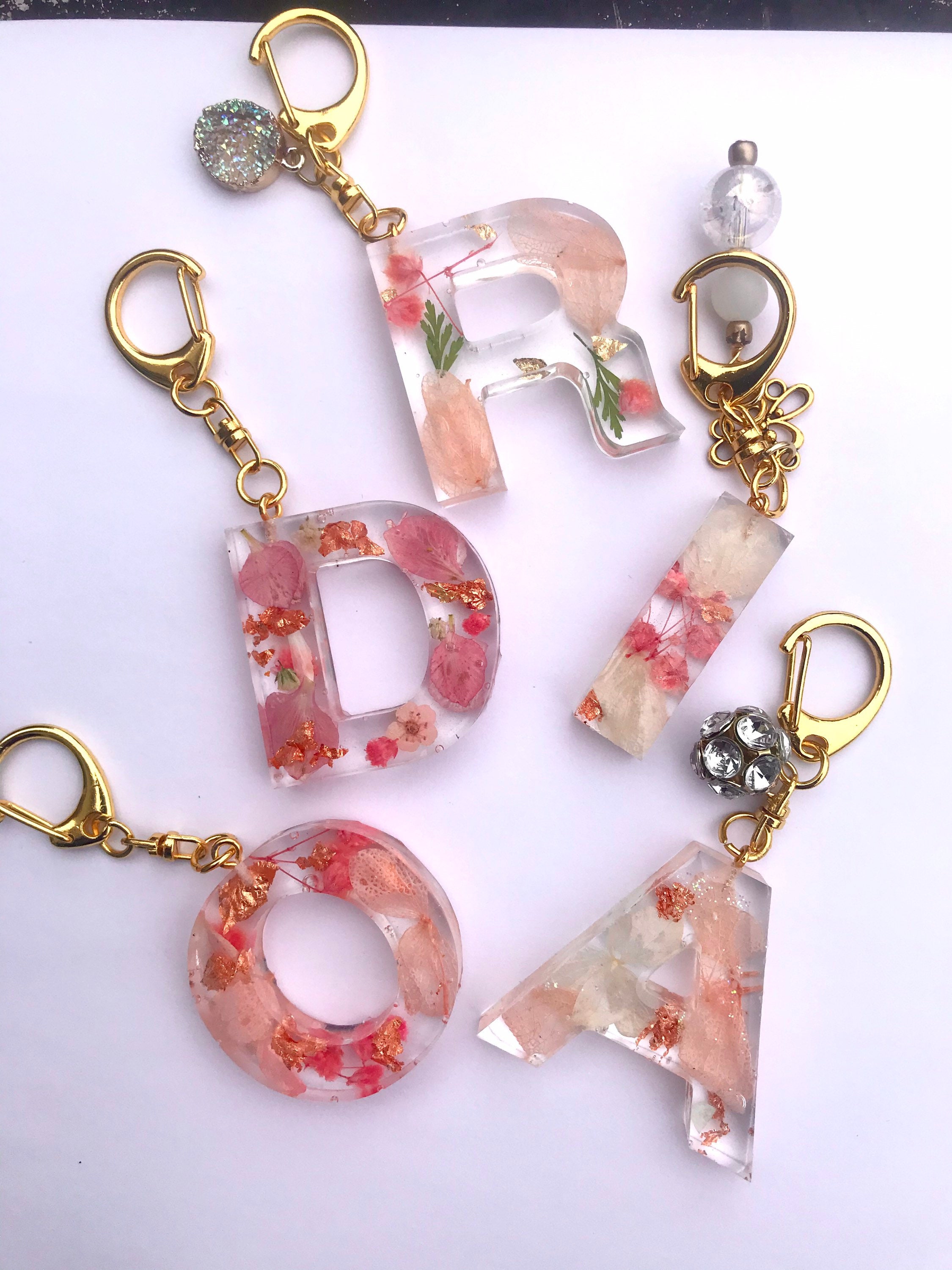 Llavero de la letra resina regalos keychain.custom lindo Etsy
