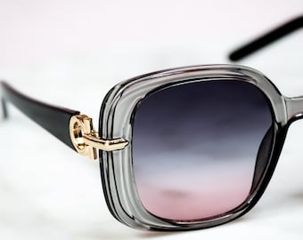 Parelgrijze vierkante zonnebril