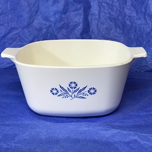 Vintage Corning Ware  1-3/4 Quart / P-1 3/4-B - Blue Cornflower