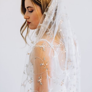 Eloise - Embroidered Wedding Veil, Cathedral Wedding Veil, Flower Wedding Veil, Floral Wedding Veil