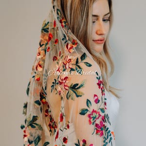 Rachel- Elopement Dress Lace Veil, Cathedral Veil, Bridal Veil, Embroidered Veil, Floral Veil, Wildflower Veil, Chapel Veil, Fingertip Veil