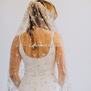 Allover lace veil wedding veil mid length wedding veil the veil 2 tiers wedding veil moscato wedding veil - Adeline Veil