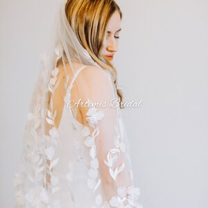 3D Flower Wedding Veil: Embroidered Floral Bridal Veil -Sofia
