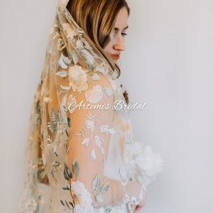Embroidered Rose Wedding Veil, Peach Floral Lace, Bridal Veil