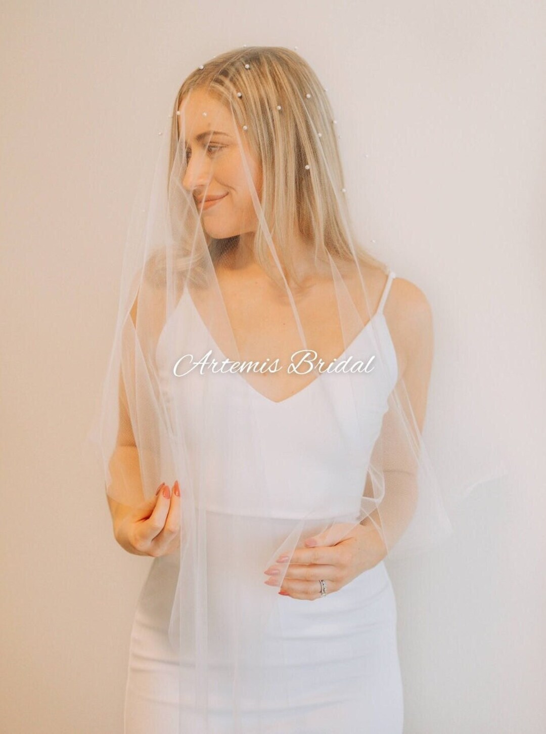 Velo da sposa a cattedrale con perle a cascata Velo gioiello a