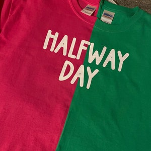 Halverwege de dag SVG en PNG ontwerp / Digitale download klaar om te printen of te knippen op Cricut / Halfway Day Shirt Design