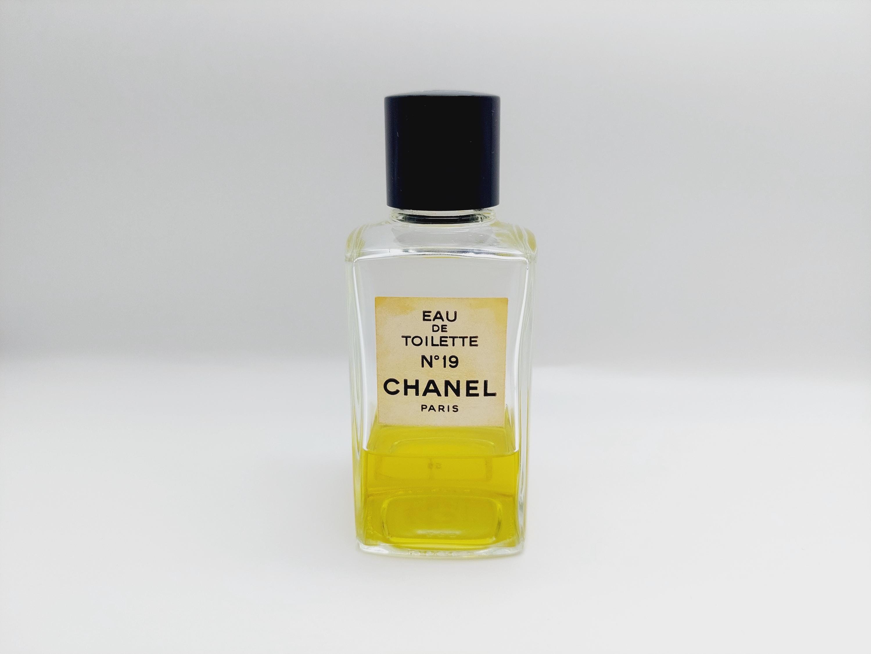 Chanel #19 Fragrance - Etsy
