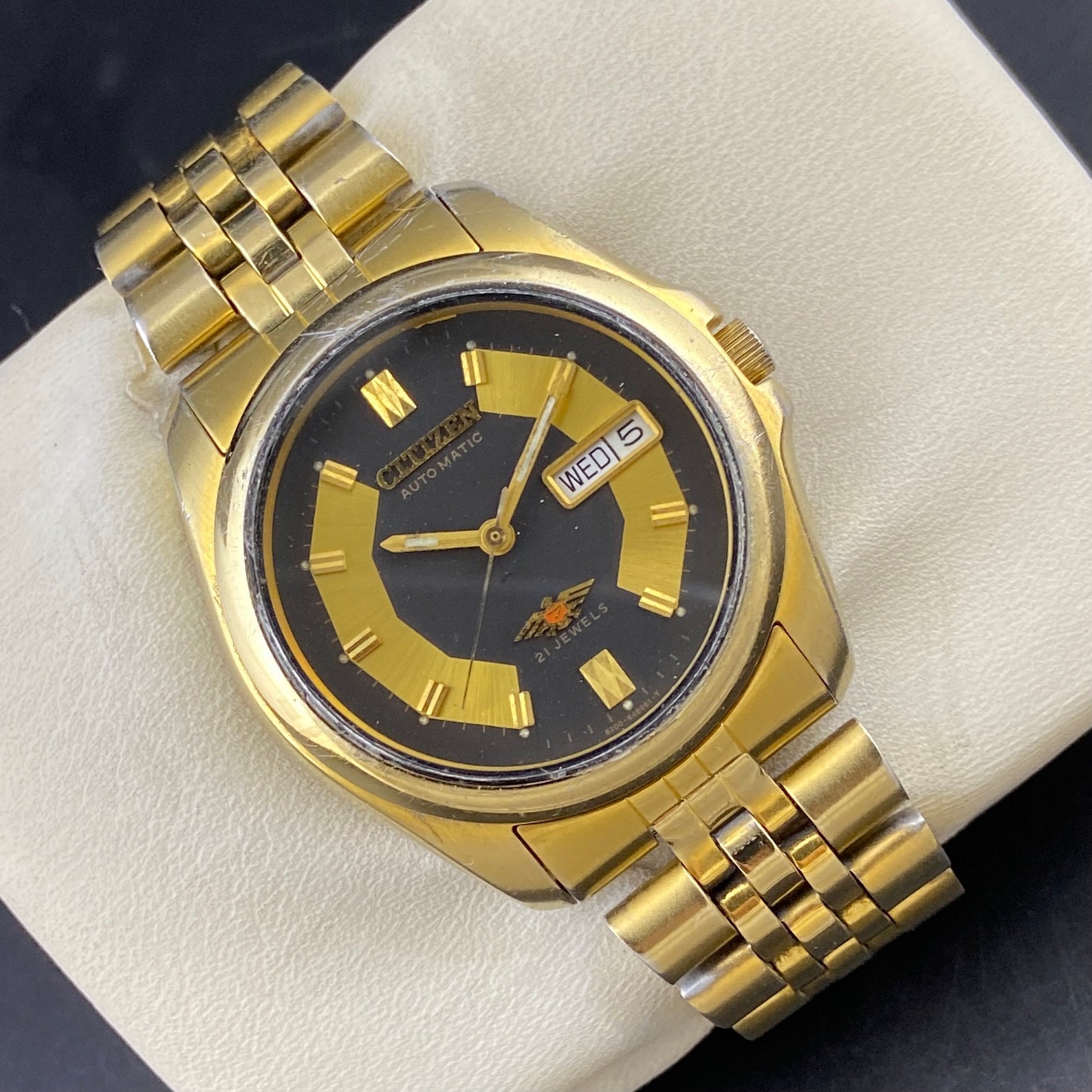 citizen 23k gold plated watch