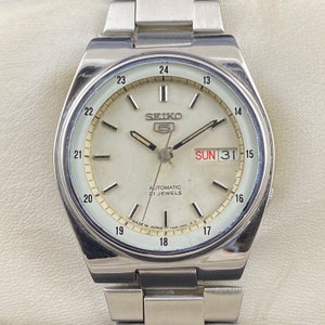 seiko 5 railway time