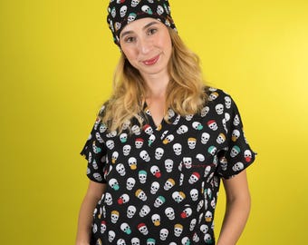 Skull Pattern Scrubs Uniform – 100% Cotton Woven Medical Scrubs | Unisex