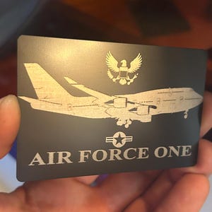 Metaal *Air Force One* USAF-jet, lasergegraveerde aandenken, nieuwigheidscadeaubon voor verzamelaars, cadeaus voor hem Presidentieel zegel oorlogsvogels luchtmacht