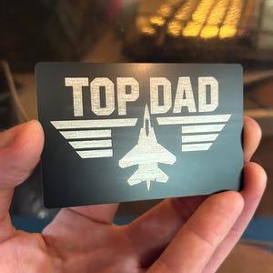 Top Papa! Metall-Vatertagskarte, Kampfjet-Film-Parodie-Andenken, cooler Kapitän Eltern-ID-Abzeichen, neue Elterngeschenke unter 20
