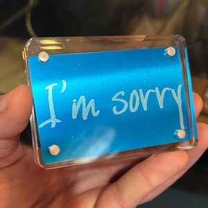 Carte Je suis désolé, aluminium anodisé gravé au laser, joli affichage de voeux, excuses de relation, oeuvre d'art douce, cadeaux carte d'excuse