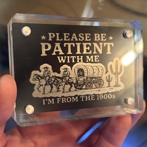 Souvenir nostalgique des années 90 en métal gravé au laser « Je viens des années 90 », carte-cadeau drôle de bâillon générationnel