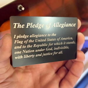 "Metall ""The Psigned of Allegiance"" Vaterländisches Laser graviertes Brieftaschen-Andenken für veteranen, Studenten und American Pride Cue Flash Card Memorize
