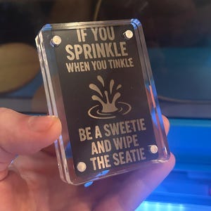 If You Sprinkle When You Tinkle, Be A Sweetie & Wive The Seatie... Lasergegraveerde metalen badkamer grappig schattig rijmdecor Nieuwigheid miniborden