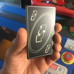 Revers de la carte en métal - Carte-cadeau Gaming Meme en aluminium noir mat - Gravure laser personnalisée Art mignon bâillon carte-cadeau Revers Undo No You No U
