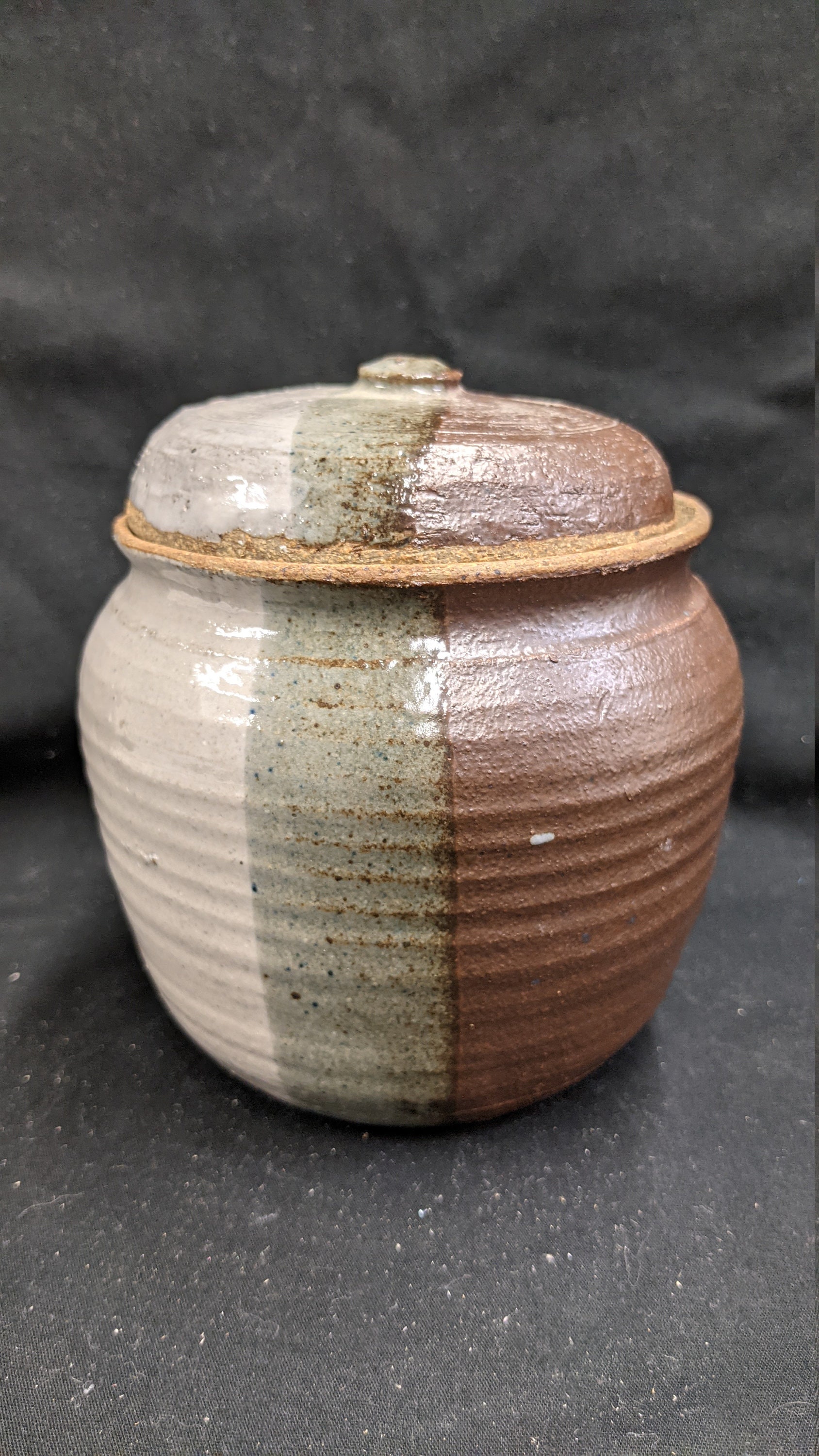 縞模様の陶器容器：蓋付き陶器瓶 - Etsy 日本