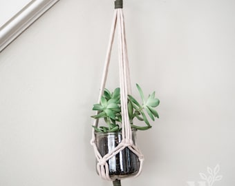 Small Macrame Plant Hanger | Modern Indoor Plant Hanger | Boho Home Decor