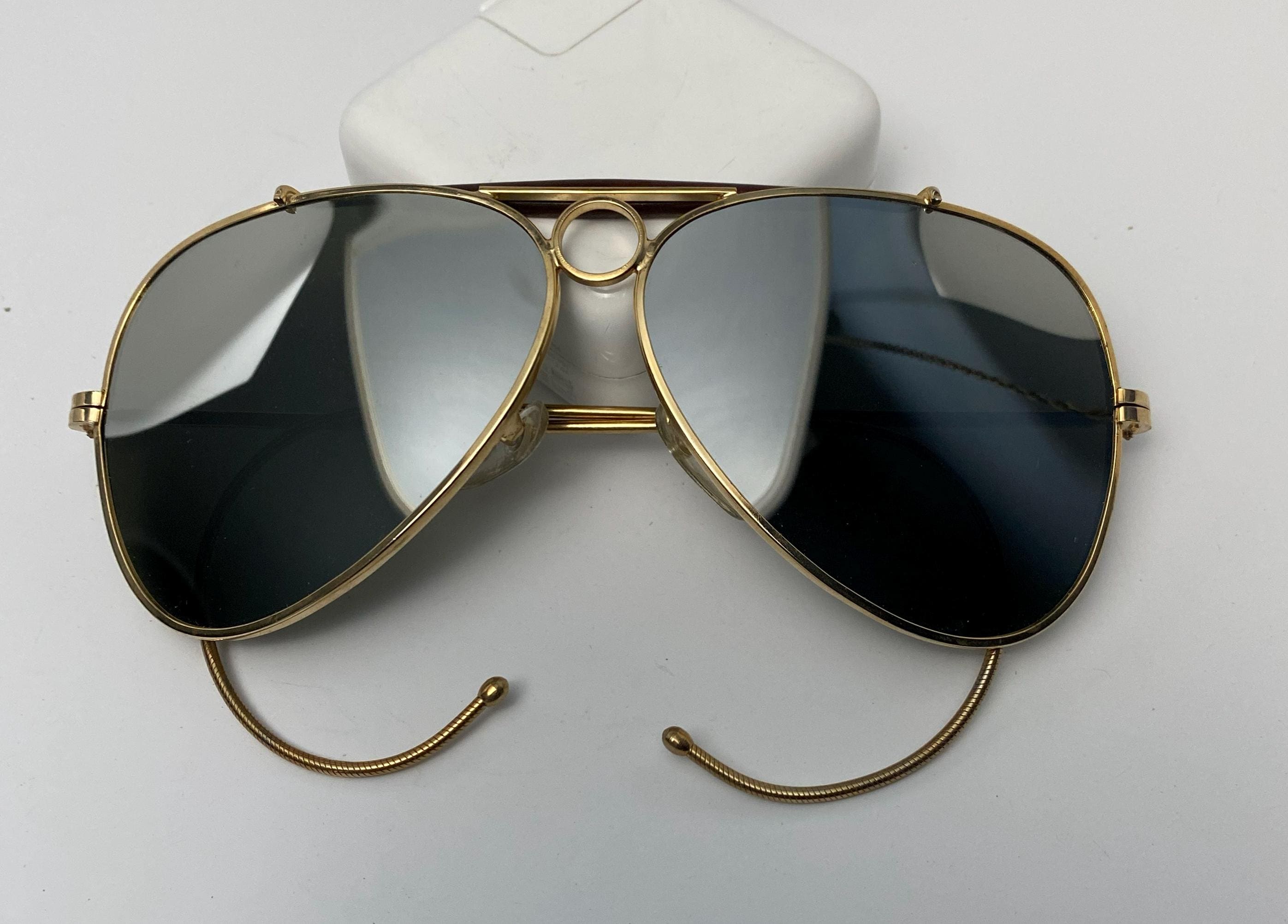 2 Pack Women\'s Gold Trendy Aviator Sunglasses Retro Metal Oversized GUVIVI Retro Gold Aviator Sunglasses for Women Men, 2025  main image 3
