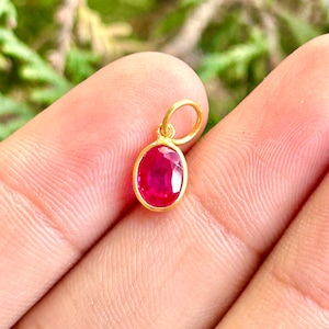 Breloque rubis taille ovale 5 x 7 mm, pendentif pierre de naissance juillet, argent 925, or massif 14 carats 18 carats, breloque de collier gemme rouge, bijoux fins délicats