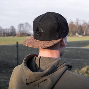 Legacy Snapback Cap – Schwarz | Korkschirm | Verstellbar | Woll-Baumwoll-Mix | Stylische Baseball Cap Unisex