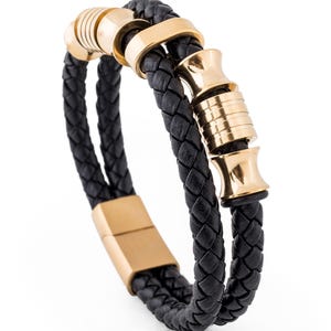 Gracilitas メンズレザーブレスレット｜ブラックまたはブラウンのストラップ｜マットブラック・ゴールド・シルバーのステンレス製クラスプ｜18～22cm