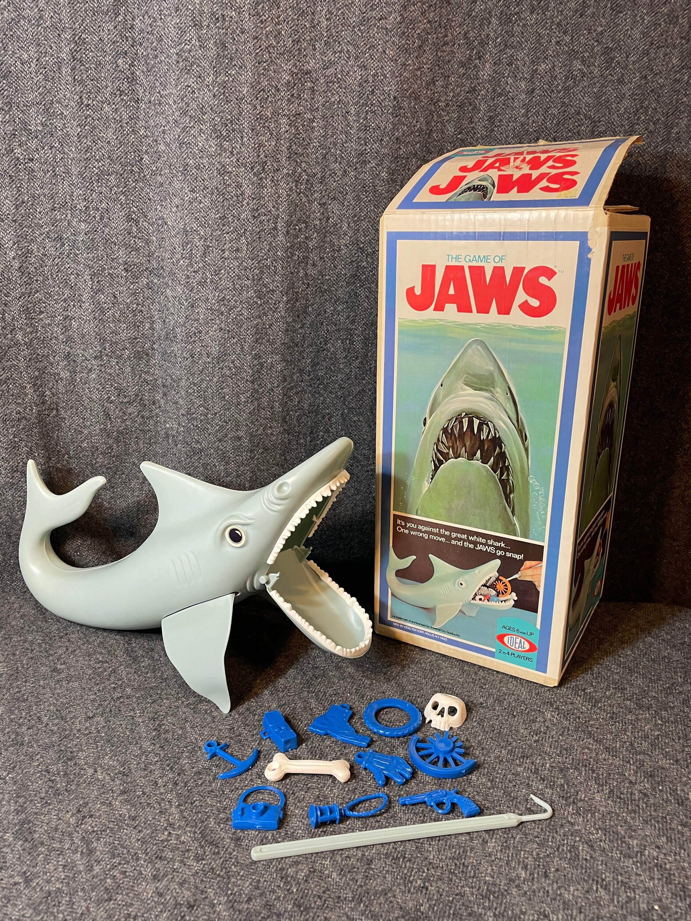 Vintage 1975 Ideal The Game Of JAWS Shark Universal No Instructions No Box.