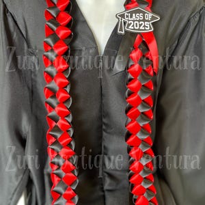 Graduation Lei with Class of 2025 Ribbon