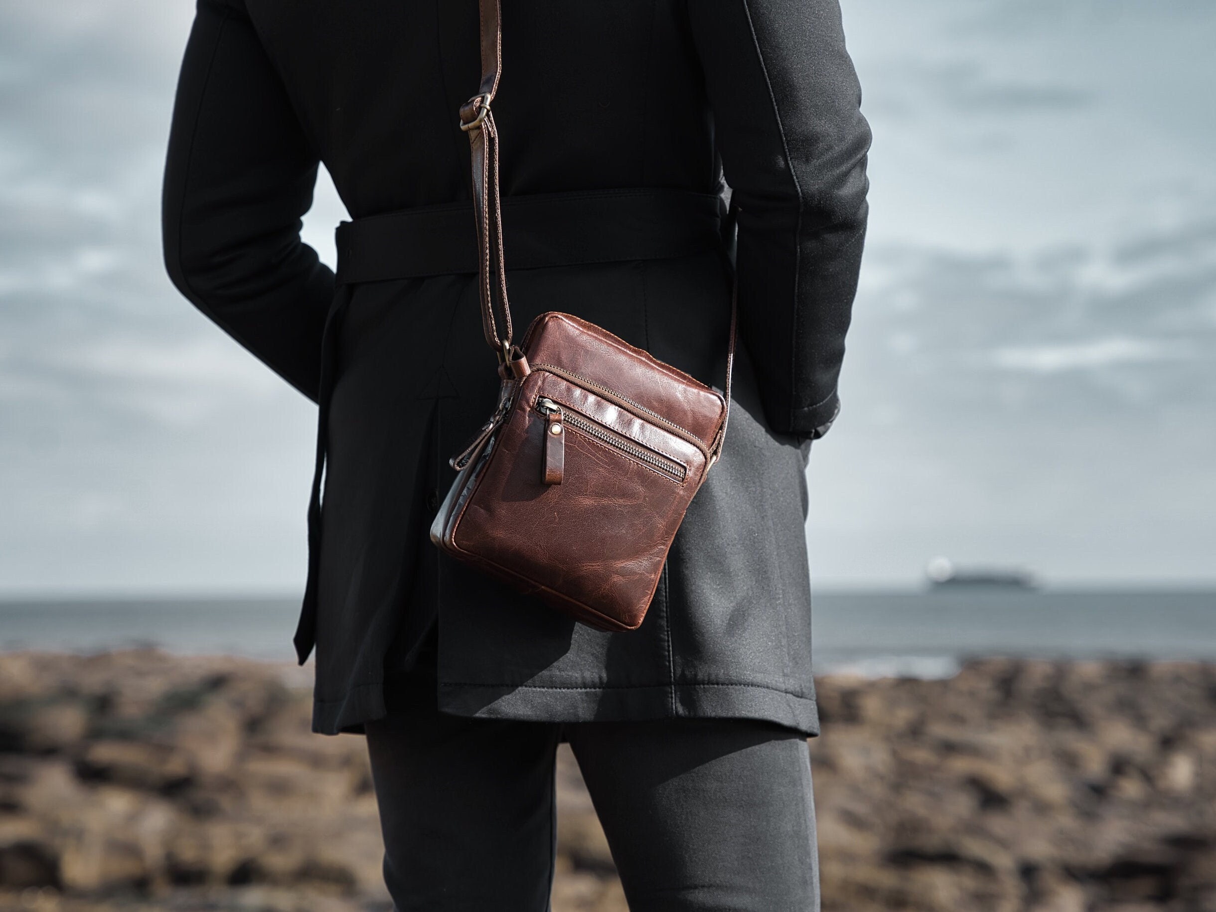 Mens Leather Crossbody 